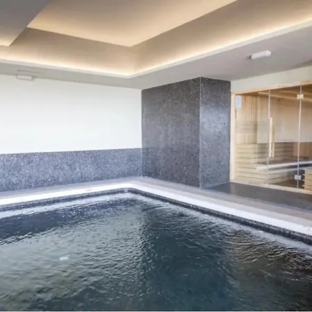 Sea View With Year-round Open Pool Apartment Manilva