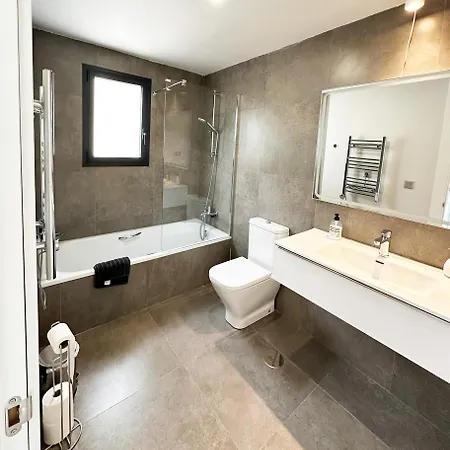 Apartment Sea View With Year-round Open Pool Manilva