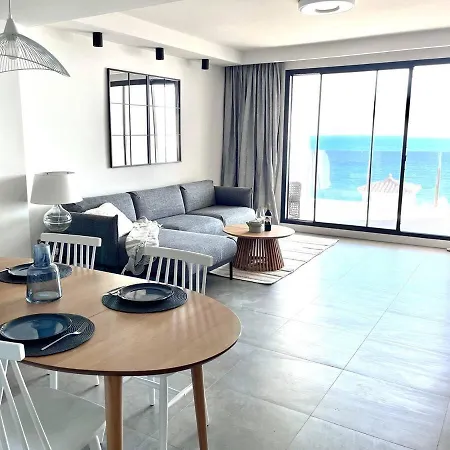 Sea View With Year-round Open Pool