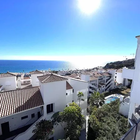 Sea View With Year-round Open Pool Apartment Manilva