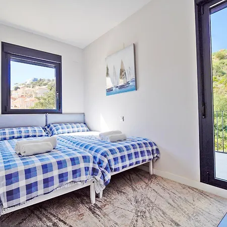 Sea View With Year-round Open Pool Apartment *