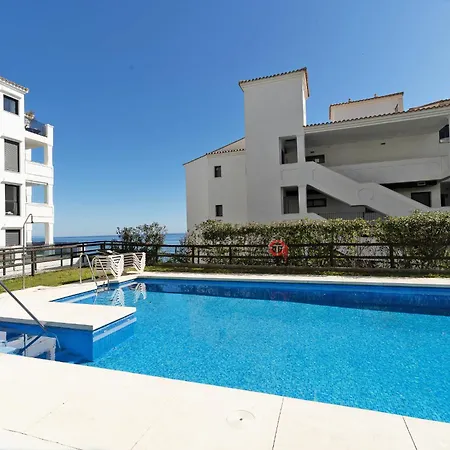 Apartment Sea View With Year-round Open Pool Manilva