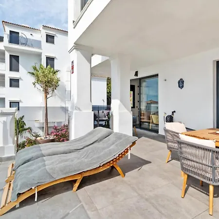 Sea View With Year-round Open Pool Apartment Manilva