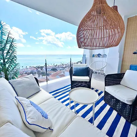 Sea View With Year-round Open Pool Apartment